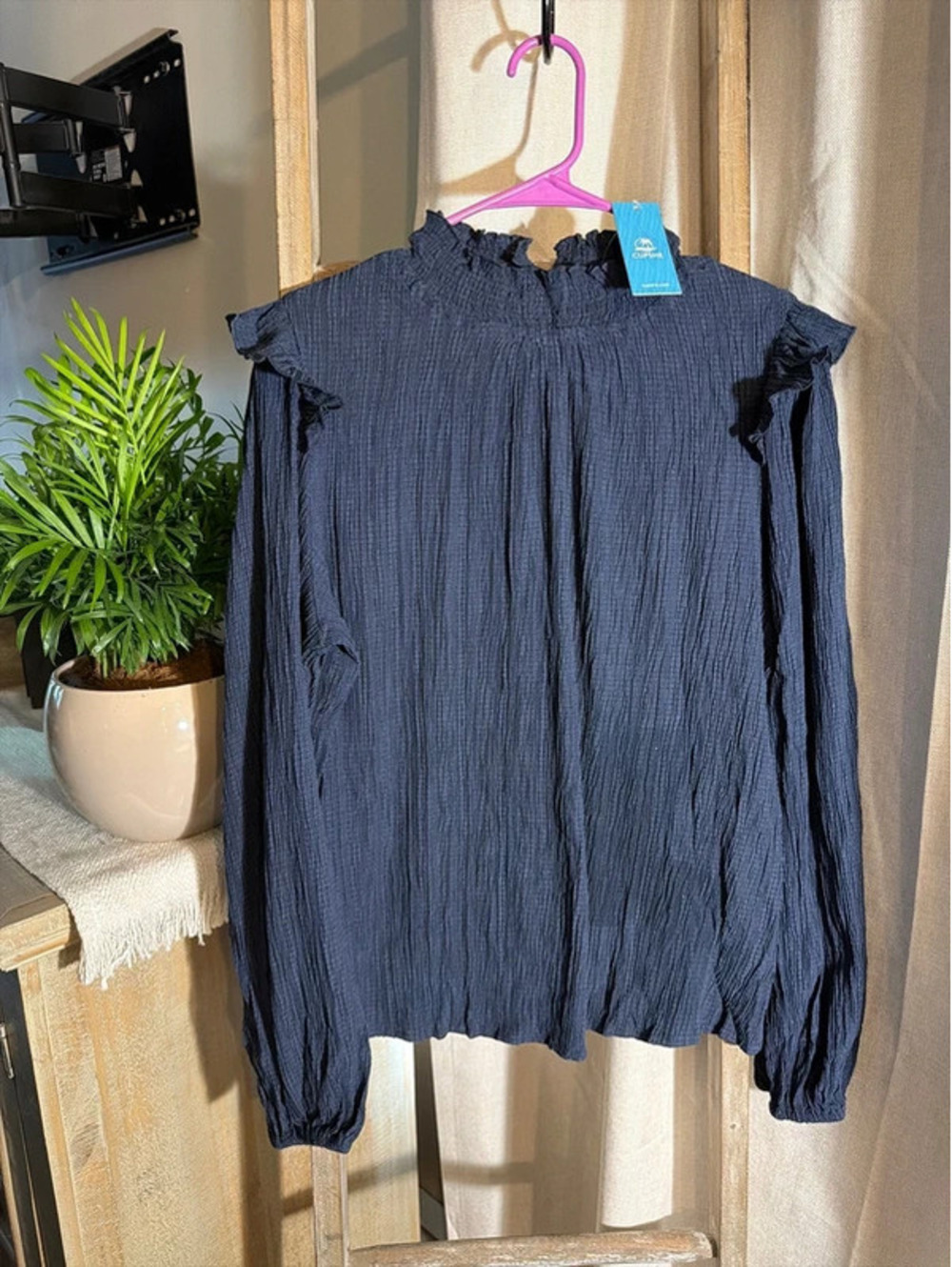 Long sleeve shirt